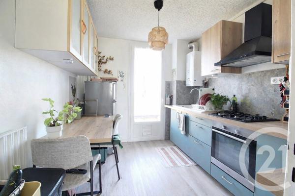 Appartement F3 à vendre  3 pièces - 56,68 m 2   PESSAC  - 33