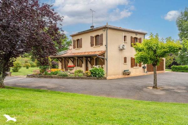 Maison à vendre |  Virazeil |  6 pièces | 145 m²