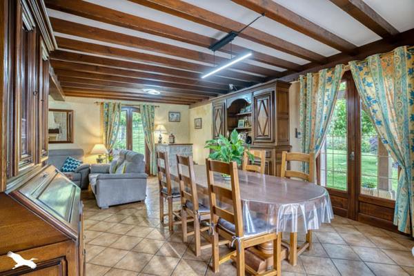 Maison à vendre |  Virazeil |  6 pièces | 145 m²