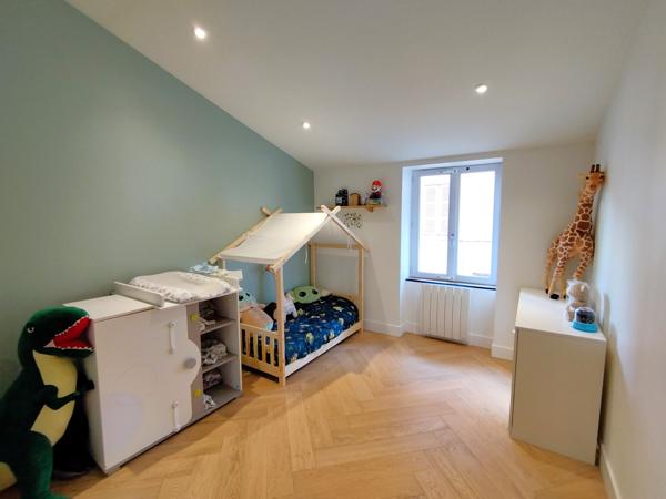 Maison 4 pièces - 122 m² Exclusivité efficity