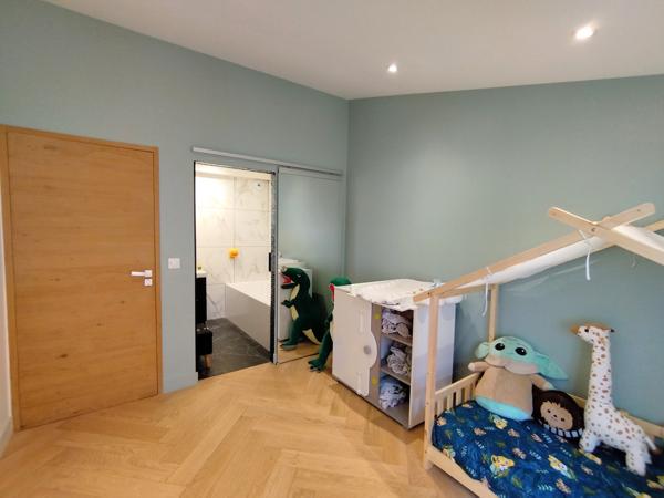 Maison 4 pièces - 122 m² Exclusivité efficity