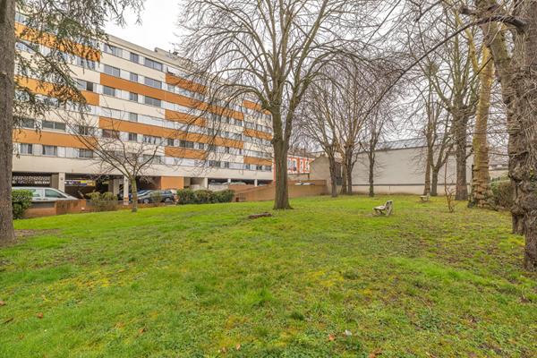 Appartement Le Bourget 4 pièce(s) 85.34 m2