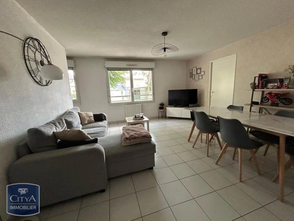 Appartement à louer 3 pièces 56.35m² Alençon (61000)