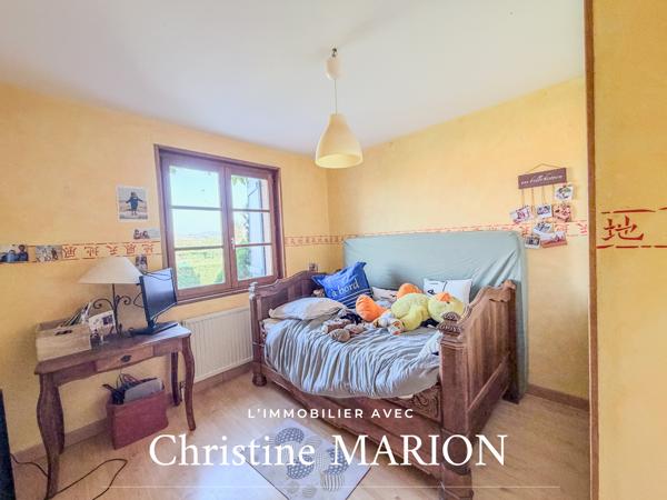 Villa spacieuse 191m2, 5 chambres, piscine