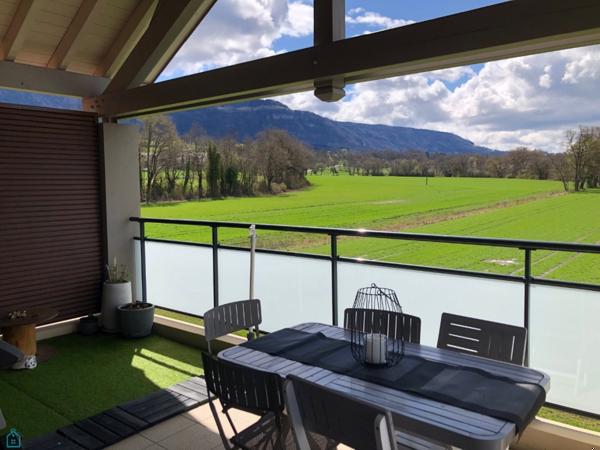 Appartement T4 au dernier étage d'une petite résidence