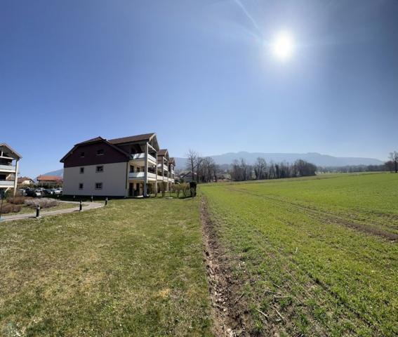 Appartement T4 au dernier étage d'une petite résidence