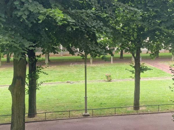 Vente                                                      Appartement
                        
                     3 pièces                      56 m2                     à Meudon