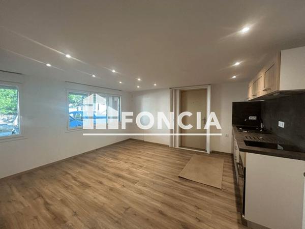 Location Appartement 2 pièces 37 m² - 3 AVENUE ERNEST LAFONT Villeneuve Sur Lot 47300