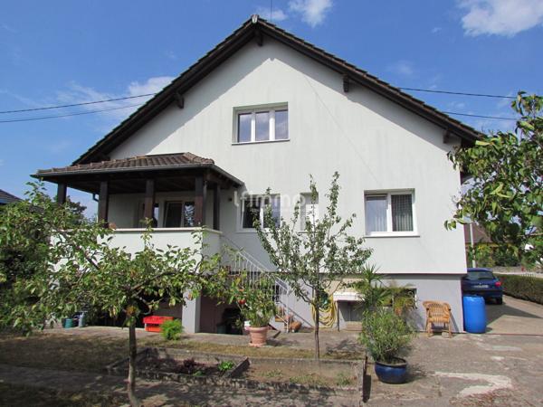 Maison 4/5 pièces sur 5.56 ares