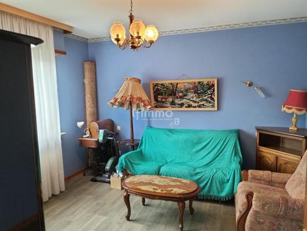 Maison 4/5 pièces sur 5.56 ares