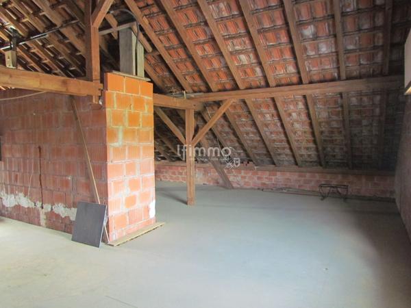 Maison 4/5 pièces sur 5.56 ares