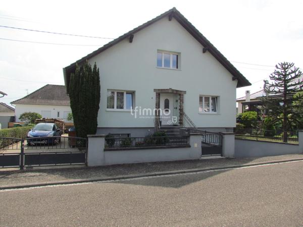 Maison 4/5 pièces sur 5.56 ares