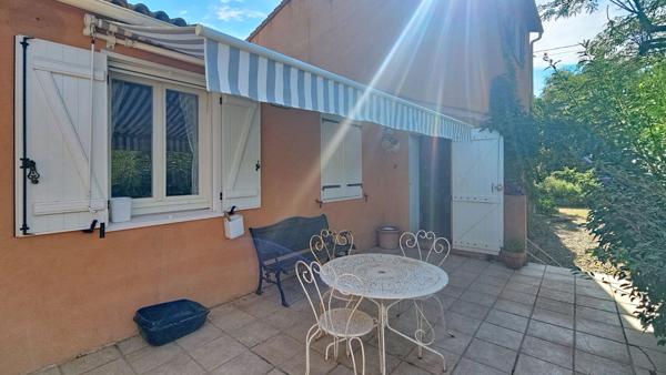 SAINT-MAXIMIN-LA-SAINTE-BAUME - MAISON DE PLAIN-PIED AVEC STUDIO INDÉPENDANT ET PISCINE