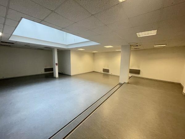 Bureaux de 184 m² à louer en hypercentre de Poitiers - Place Charles de Gaulle