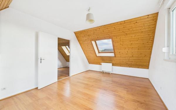 Appartement à vendre    5 pièces • 111 m2 Holtzheim