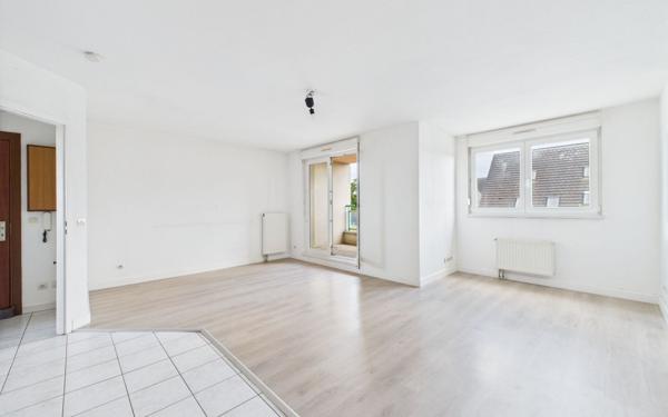 Appartement à vendre    5 pièces • 111 m2 Holtzheim