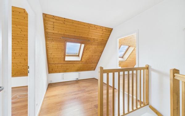 Appartement à vendre    5 pièces • 111 m2 Holtzheim