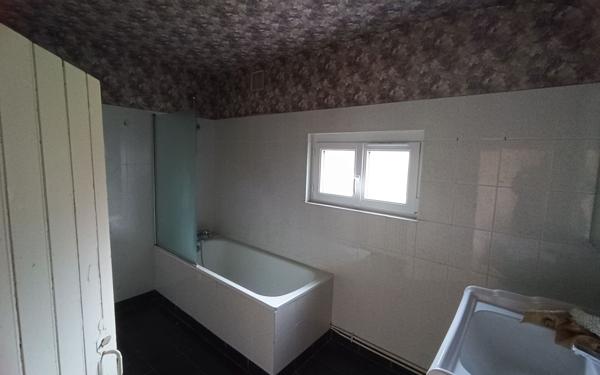 Maison à vendre    4 pièces • 146 m2 Marcilly-en-Villette