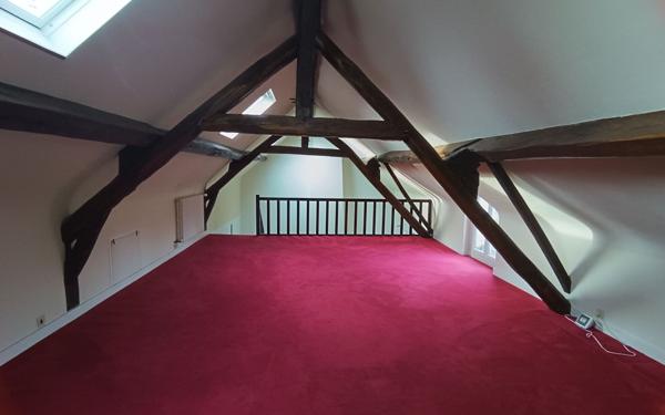 Maison à vendre    4 pièces • 146 m2 Marcilly-en-Villette