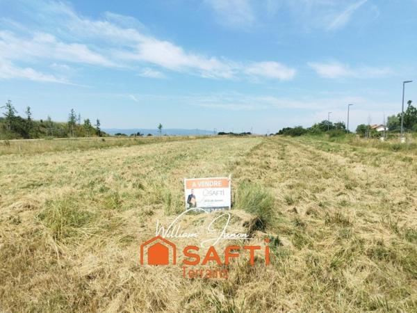 Terrain constructible, viabilisé et borné