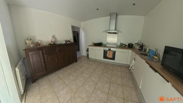 Vaste et lumineuse maison familiale