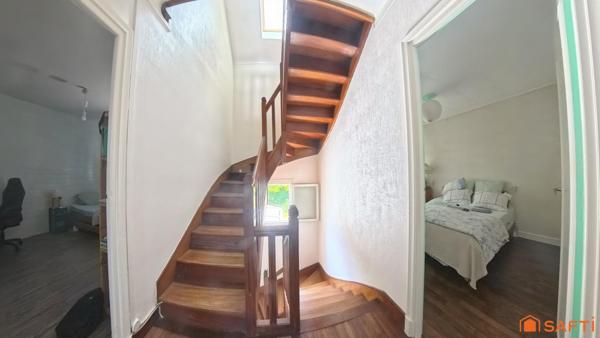 Vaste et lumineuse maison familiale