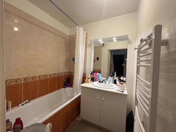 Appartement Corbeil Essonnes 3 pièce(s) 63.17 m2