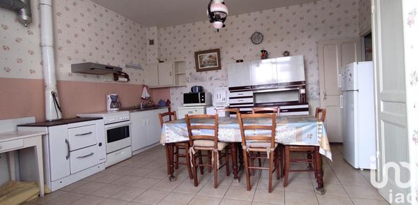 Maison 7 pièces de 110 m² à Sainte-Adresse (76310)