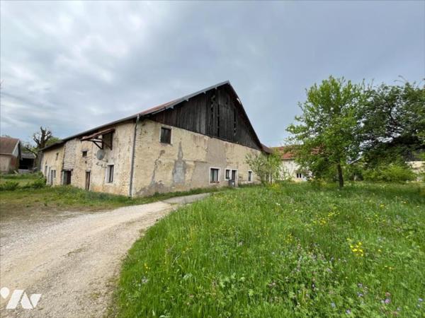 CORPS DE FERME A SAINT JUAN