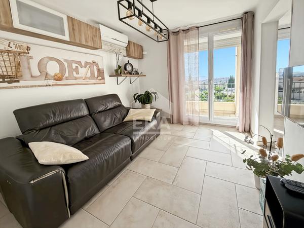 LES PENNES MIRABEAU - LES SAUGES- Appartement T4 T5 rénové de 82m2 avec balcon dans une résidence sécurisée