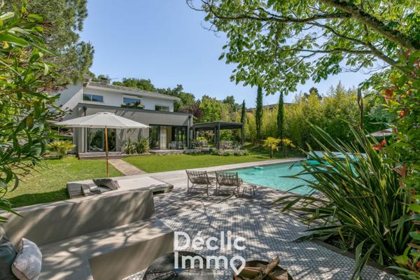 Vente maison Bouliac, 242m² 7 pièces 1 599 000€ avec piscine