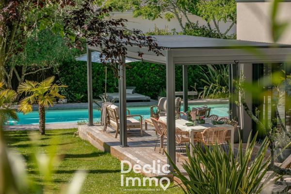 Vente maison Bouliac, 242m² 7 pièces 1 599 000€ avec piscine