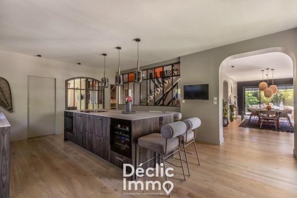 Vente maison Bouliac, 242m² 7 pièces 1 599 000€ avec piscine