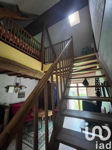 Longère 7 pièces de 134 m² à Gaillefontaine (76870)