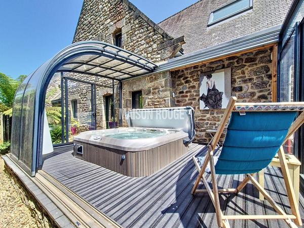 Maison de caractère en pierres 211 m² - Terrain paysagé 2459 m² - Proche Dinan - Dinard 20 min