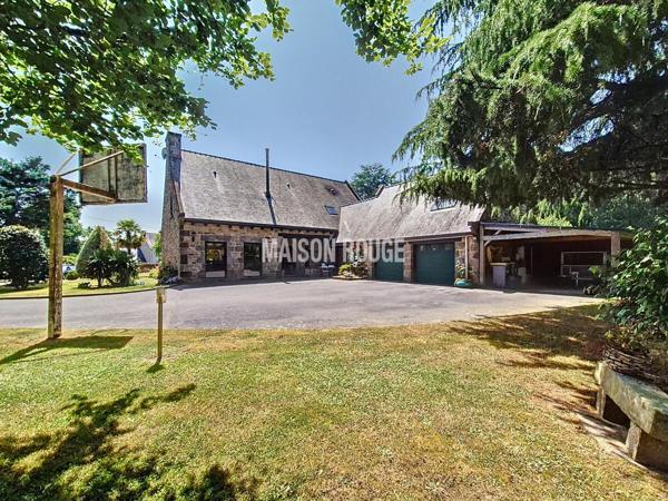 Maison de caractère en pierres 211 m² - Terrain paysagé 2459 m² - Proche Dinan - Dinard 20 min