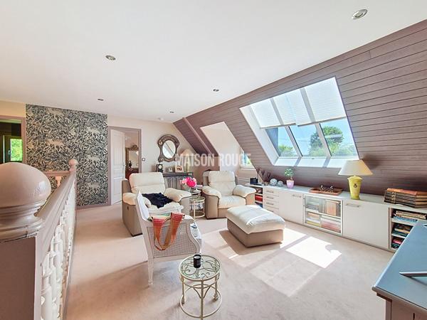 Maison de caractère en pierres 211 m² - Terrain paysagé 2459 m² - Proche Dinan - Dinard 20 min