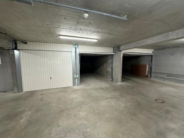 Garage
                                                                                                                                                
                                                                                                                                                
                                                                                                                                                
                                                                                                                                                                                                                                                                                                                        18  m²