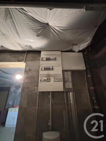 Maison à vendre  4 pièces - 86 m 2   CHATELLERAULT  - 86