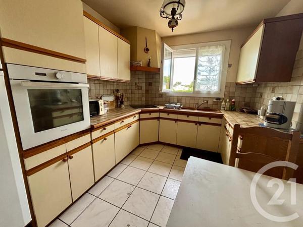 Maison à vendre  4 pièces - 86 m 2   CHATELLERAULT  - 86