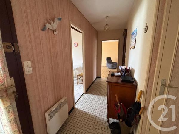Maison à vendre  4 pièces - 86 m 2   CHATELLERAULT  - 86