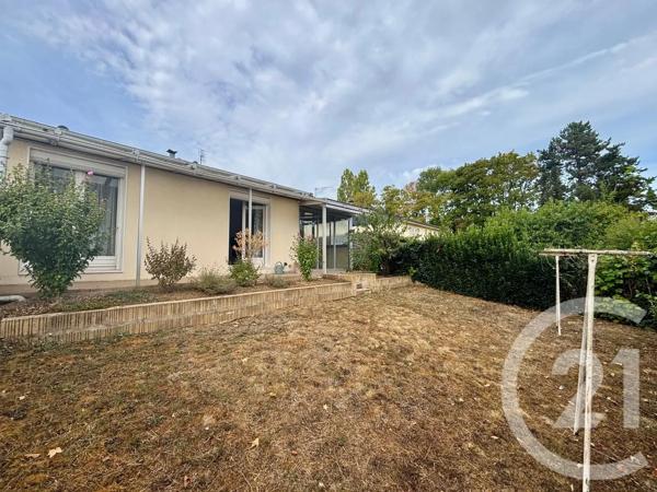 Maison à vendre  4 pièces - 86 m 2   CHATELLERAULT  - 86