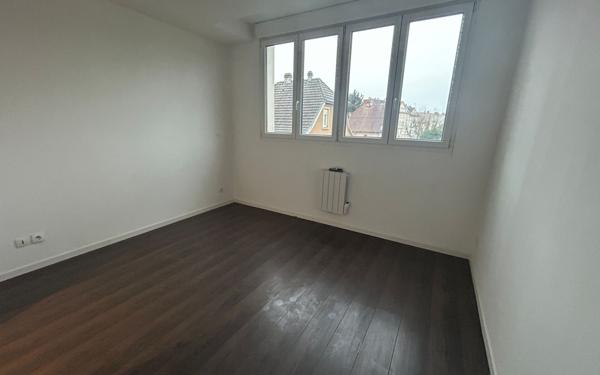Appartement à vendre    5 pièces •  Thionville