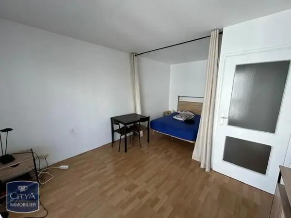 Appartement à louer 1 pièce 27m² Clermont-Ferrand (63000)
