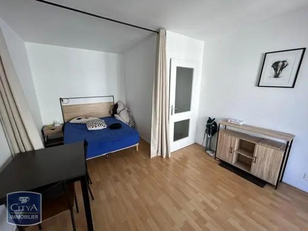 Appartement à louer 1 pièce 27m² Clermont-Ferrand (63000)