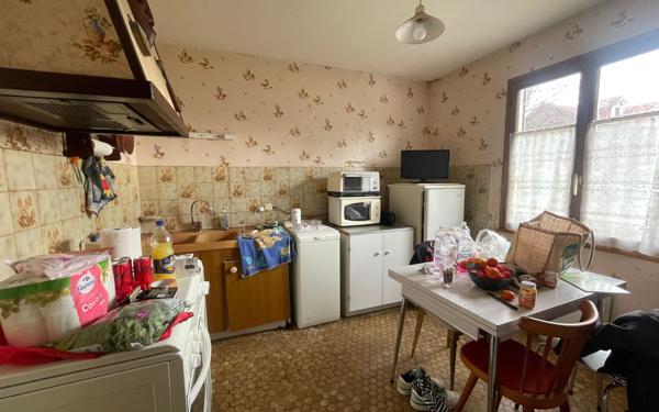 Maison à vendre    4 pièces •  Saint-Amand-Montrond