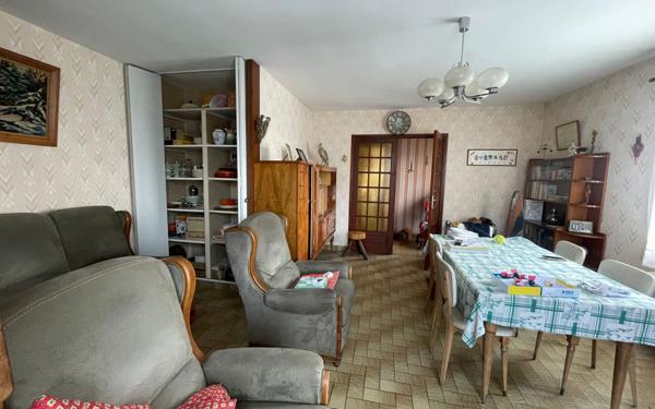 Maison à vendre    4 pièces •  Saint-Amand-Montrond