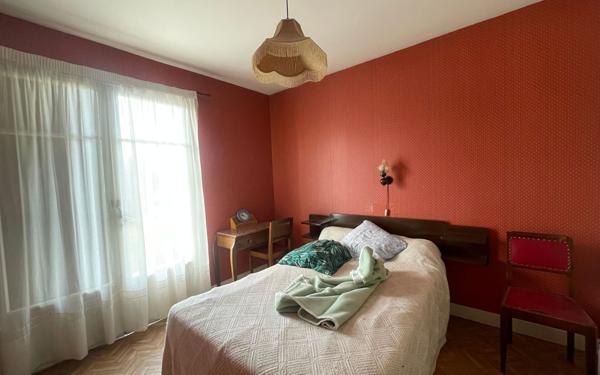 Maison à vendre    4 pièces •  Saint-Amand-Montrond