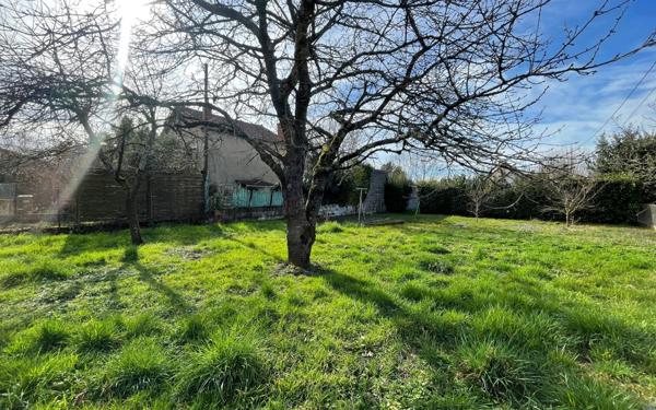 Maison à vendre    4 pièces •  Saint-Amand-Montrond