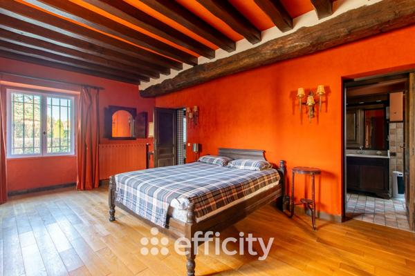 Maison
         10 pièces
        - 300 m² Bien prestige 599 000 € *